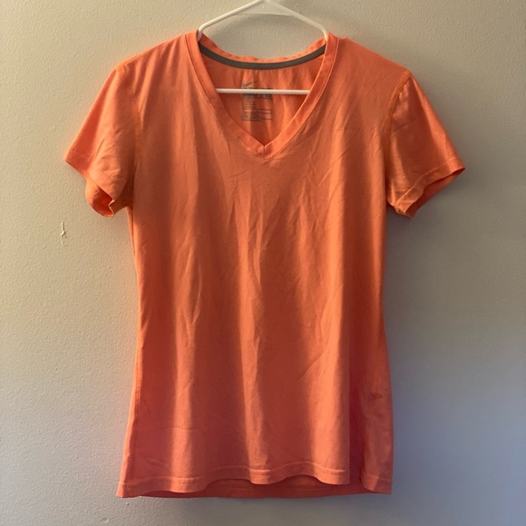 Nike DriFit Tshirt - Picture 2 of 3